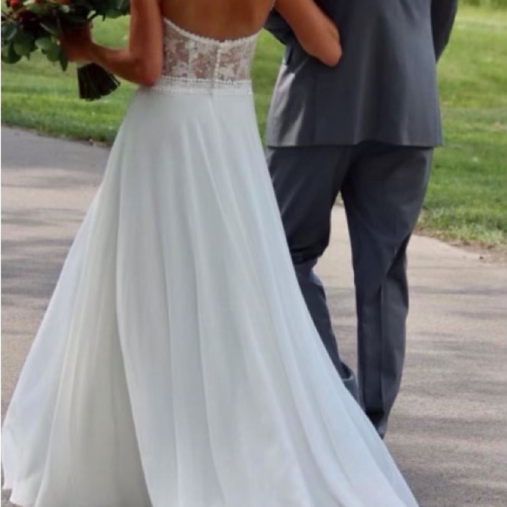 Mon Cheri Stylish, Modest and Elegant Ivory/Nude Wedding Dress - Picture 6 of 8